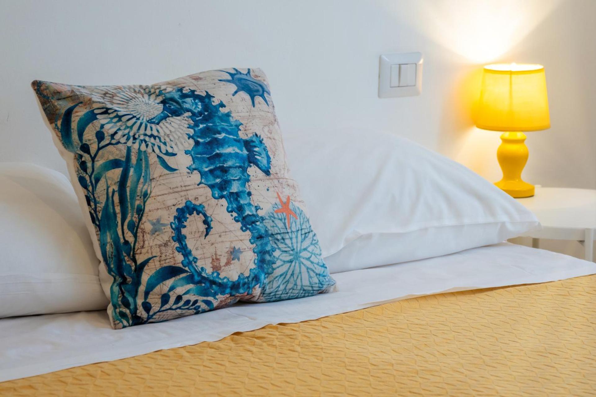Hippocampus B&B Giardini Naxos Bagian luar foto